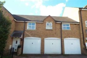 2 bedroom Detached t...